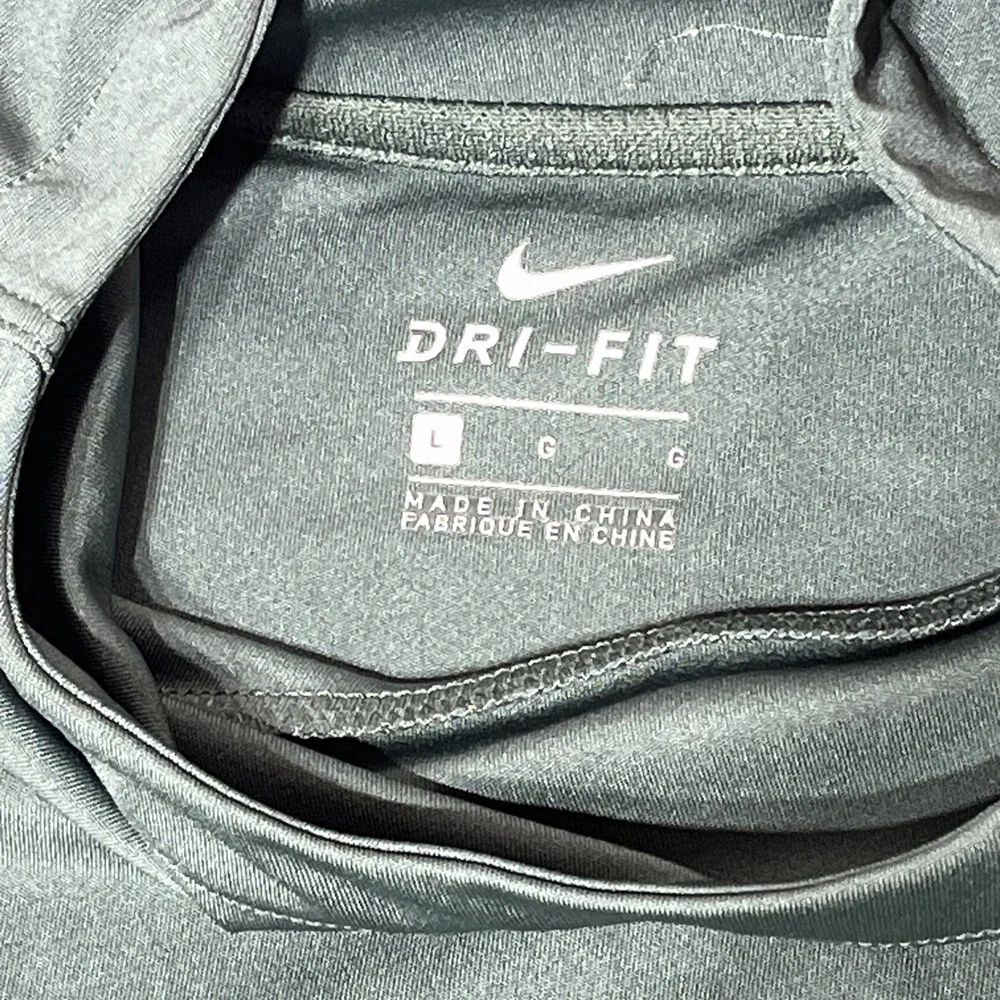 Nike Dri-Fit Womens Big Swoosh Pullover Hoodie Size‎ Large Green Lightweight Run